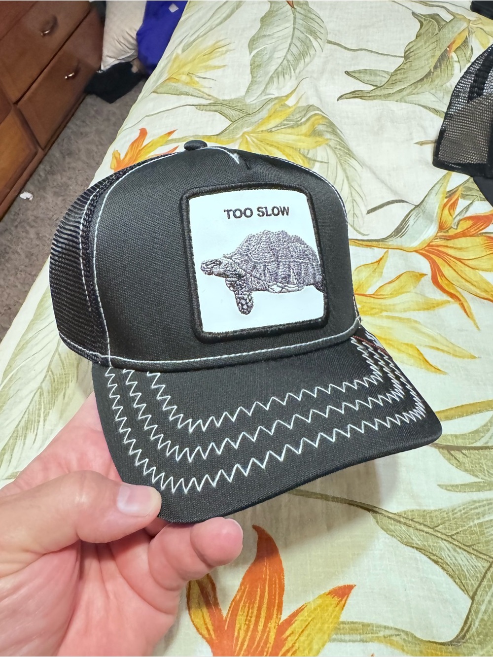 Goorin Bros “DOWN LOW” Too Slow Trucker Hat. Mesh SnapBack NWT.